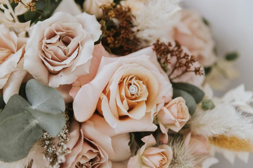 Flowers by Jacqui M for Lisa and Adain at Coolibah Downs Estate